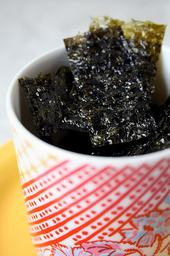 Toasted nori crisps – a.k.a. seaweed crack