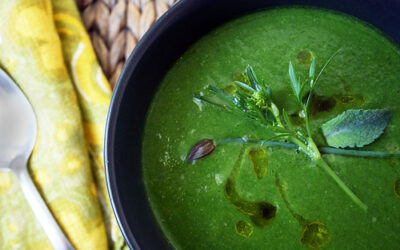 Chilled summer pea and herb soup