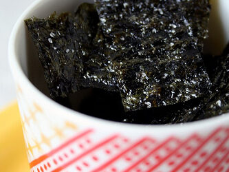 Toasted nori crisps – a.k.a. seaweed crack