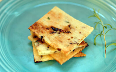 Rosemary fig crackers