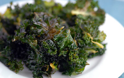 Baked lemon kale chips