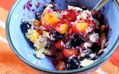 Gluten-free mango-blueberry crisp