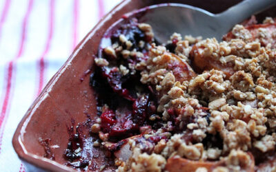 Sugar-free pear berry crisp